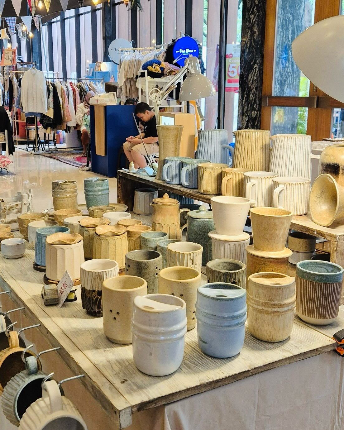anonimostory.com_Instagram_damdam_ceramicsstudio_3574345823863684546_2949340997